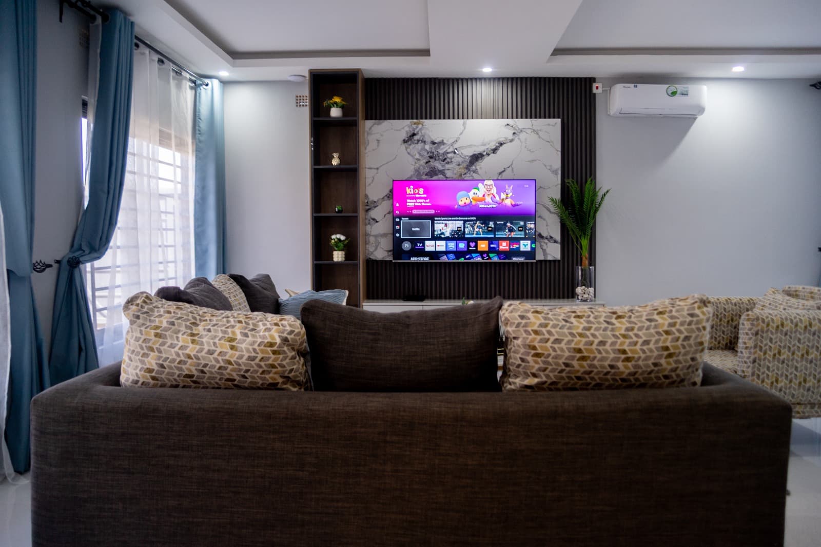 Goobers Apartments — Unit B (2 Bed, Open Plan) photo 2
